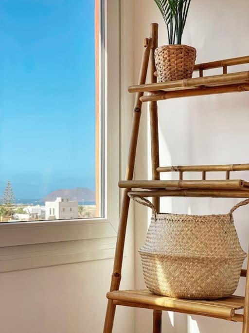 Apartamento Casa Bamboo Corralejo, Espacioso, Piscina Y Parking Luaran gambar