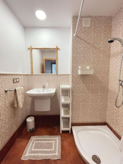Apartamento Casa Bamboo Corralejo, Espacioso, Piscina Y Parking Luaran gambar