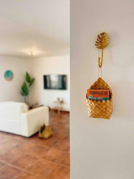 Apartamento Casa Bamboo Corralejo, Espacioso, Piscina Y Parking Luaran gambar